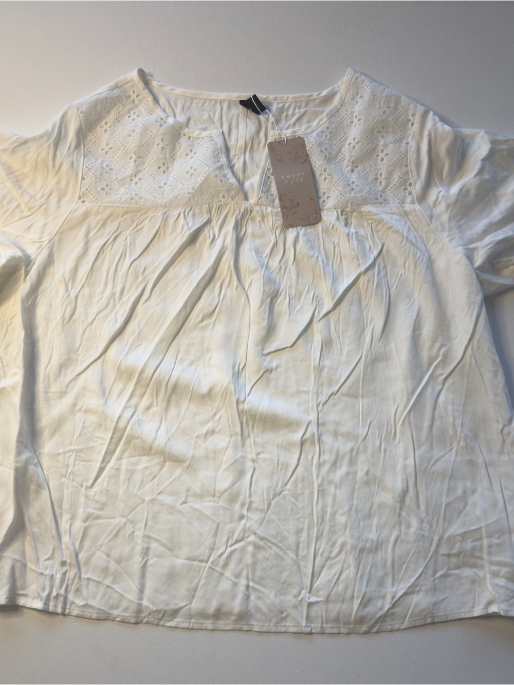 NWT Emery Rose White Eyelet Yoke Cotton Blouse Soft Short Sleeve Top Size 1X